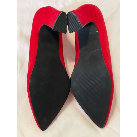 New Red Velvet Block Heels 6.5 - Picture 5 of 8